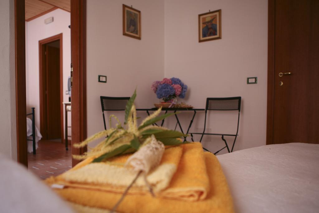 Hotel Serenella Lido di Jesolo Pokoj fotografie