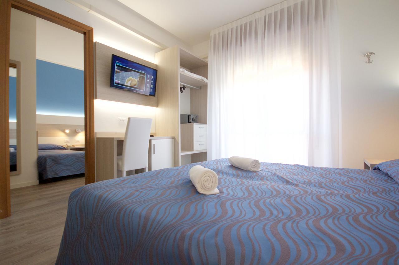 Hotel Serenella Lido di Jesolo Exteriér fotografie