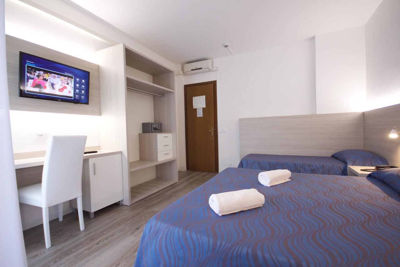 Hotel Serenella Lido di Jesolo Exteriér fotografie