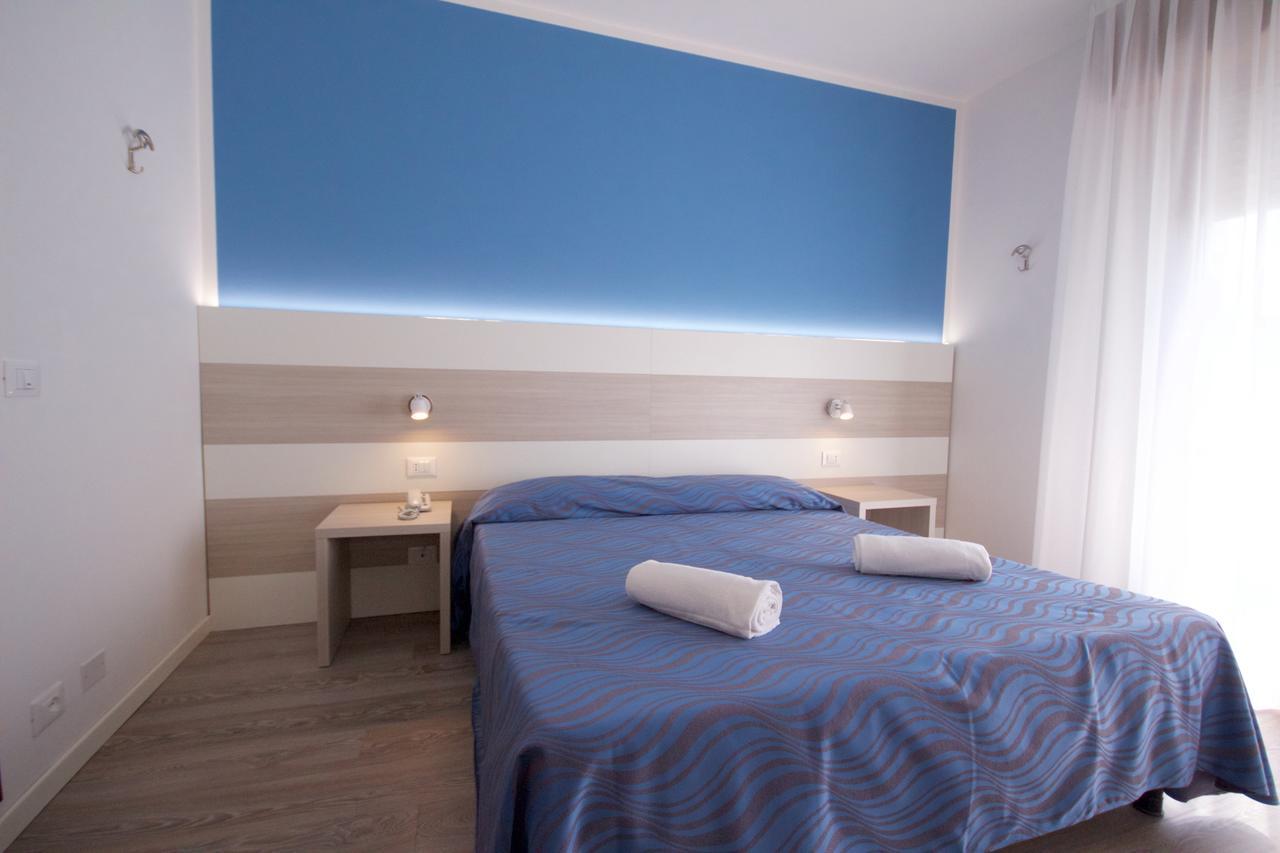 Hotel Serenella Lido di Jesolo Exteriér fotografie