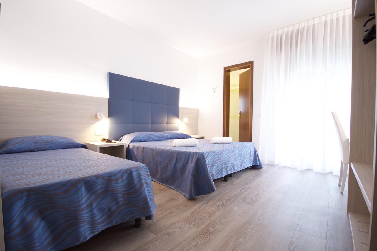 Hotel Serenella Lido di Jesolo Exteriér fotografie